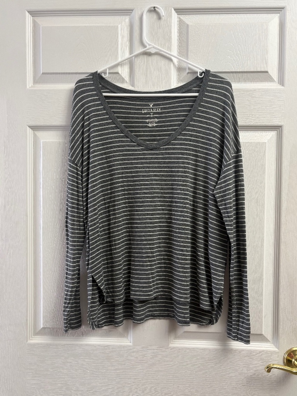 American Eagle Soft & Sexy Striped Flowy Long Sleeve Top